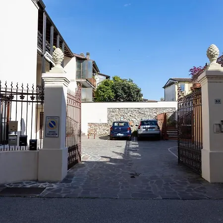 Apartment Haus Martina Desenzano del Garda